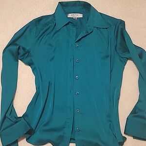 Green button-up blouse
